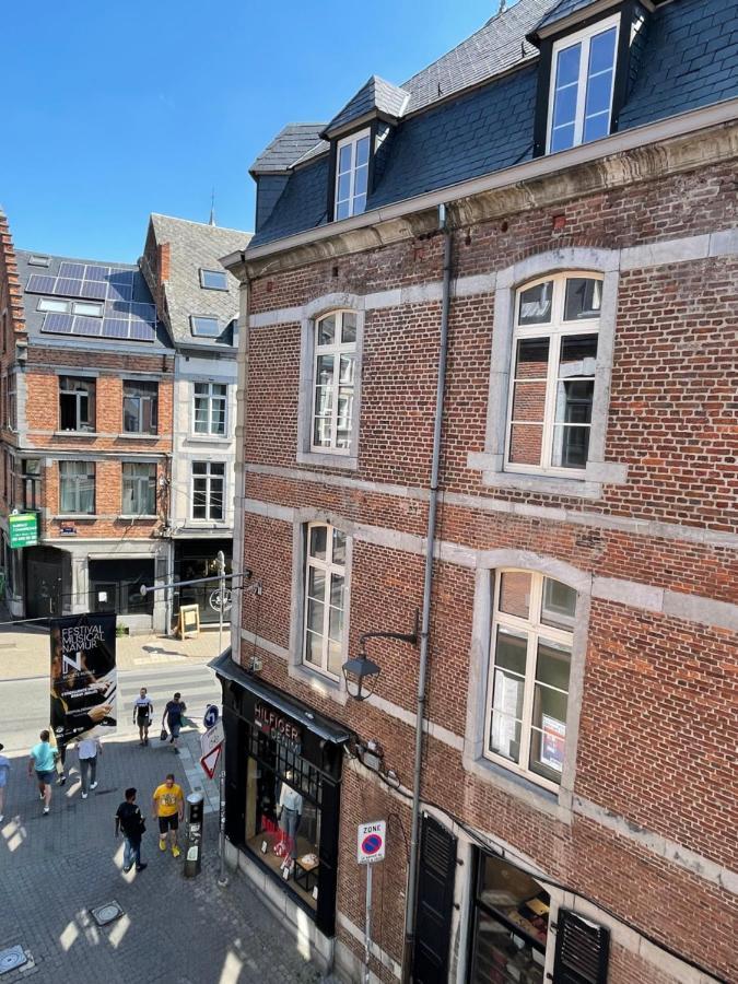 Le 25, Duplex Elegant Au Coeur Du Pietonnier Historique Lejlighed Namur Eksteriør billede