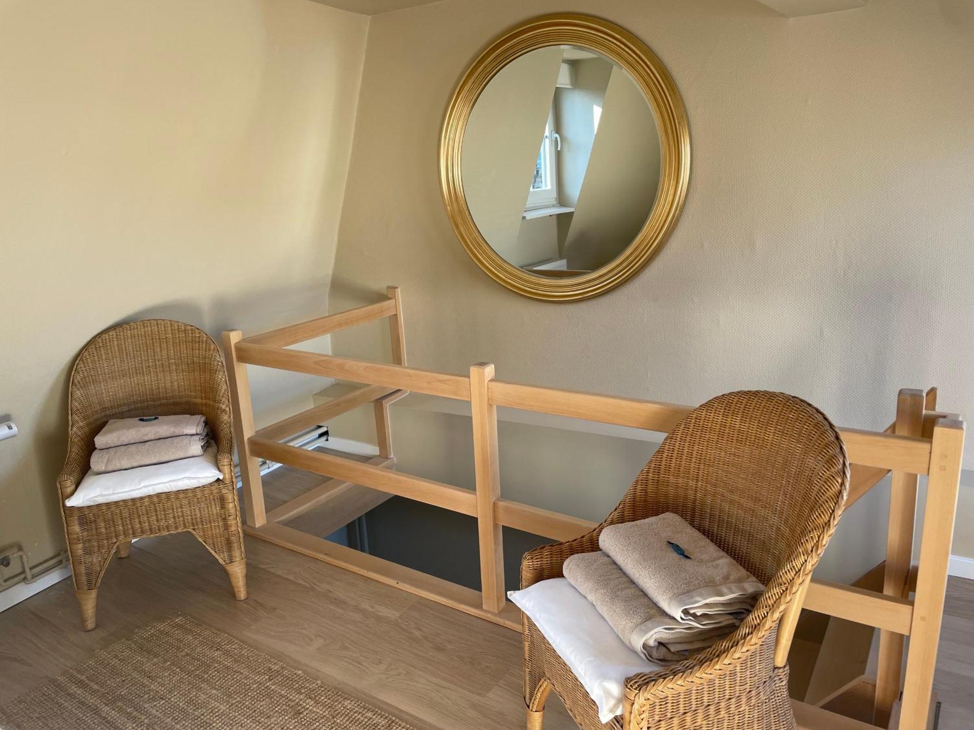 Le 25, Duplex Elegant Au Coeur Du Pietonnier Historique Lejlighed Namur Eksteriør billede